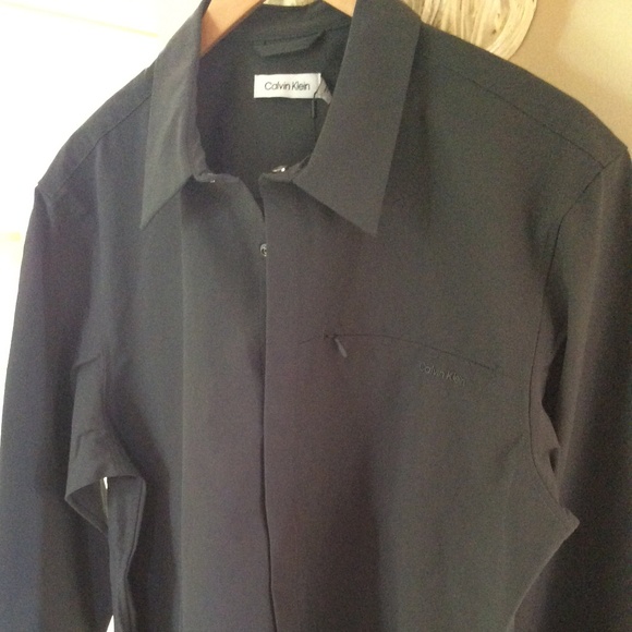 Men’s Calvin Klein Athletic Shirt | Concealed snap buttons | Sz L | Brand New - Picture 5 of 15